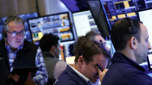 Wall Street chute encore à l'ouverture, craint une escalade commerciale