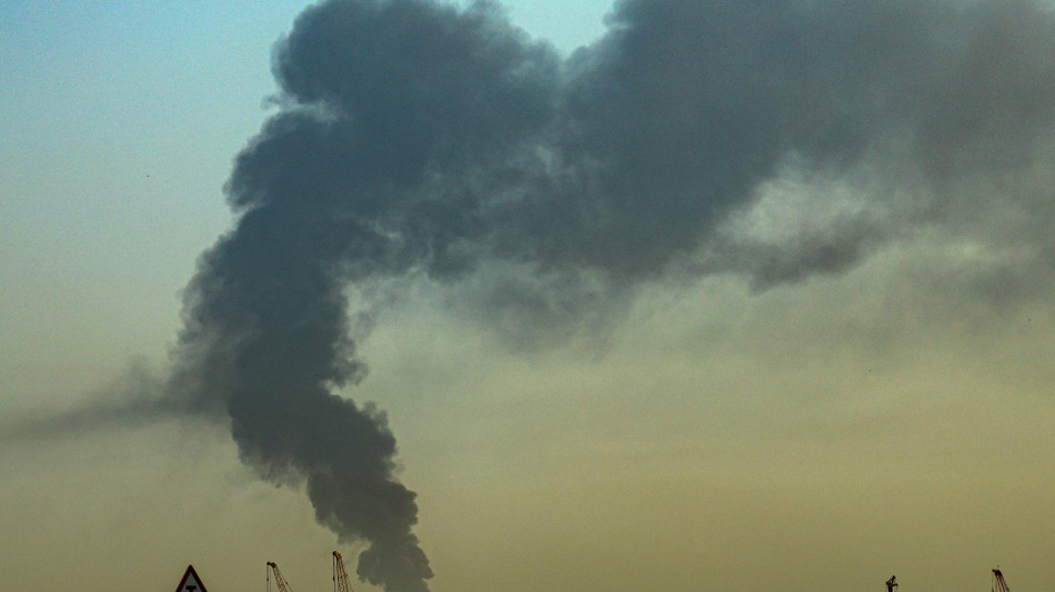 Esplosioni a Dubai e Doha dopo l'allerta missili