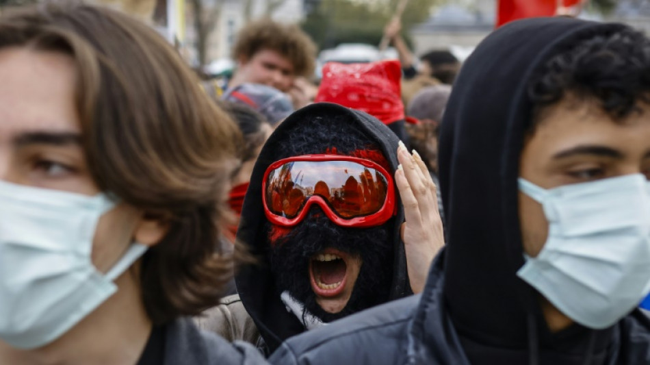 Unos 50 detenidos en Turquía en una investigación contra el alcalde opositor de Estambul
